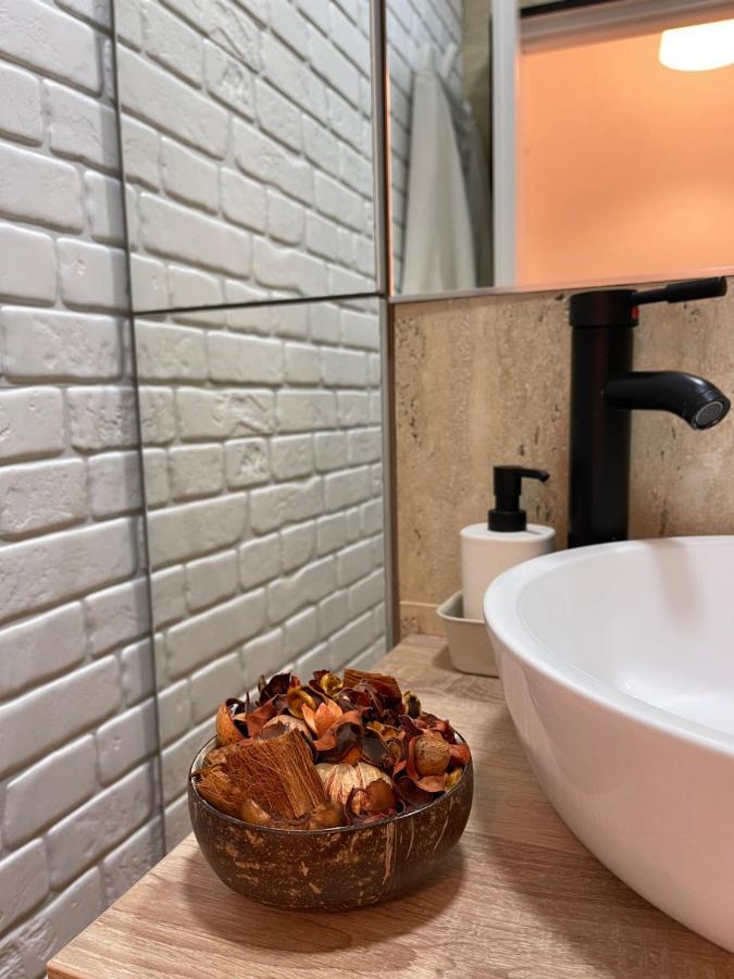Oasis Luxury Apartment Near Presidential Palace Bucharest Luaran gambar